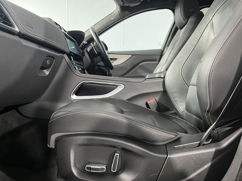 2021 (21) JAGUAR F-PACE 2.0 [250] Chequered Flag 5dr Auto AWD 4853278