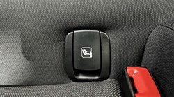 2022 (22) MINI HATCHBACK 1.5 Cooper Classic 3dr Auto 4909359