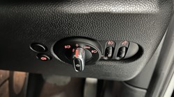 2022 (22) MINI HATCHBACK 1.5 Cooper Classic 3dr Auto 4909345