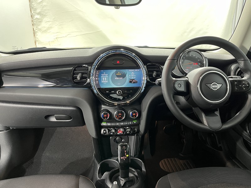 2022 (22) MINI HATCHBACK 1.5 Cooper Classic 3dr Auto 4909329