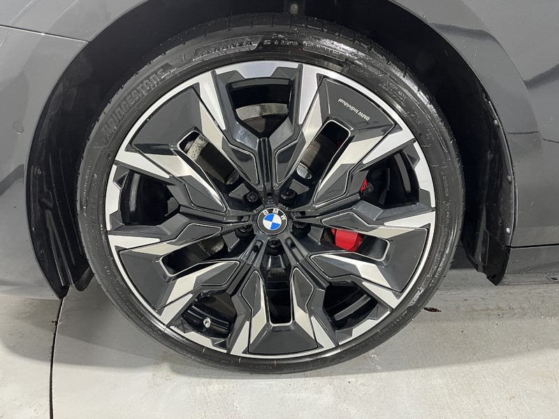 2024 (24) BMW 5 SERIES 520i M Sport Pro 4dr Auto 4877176