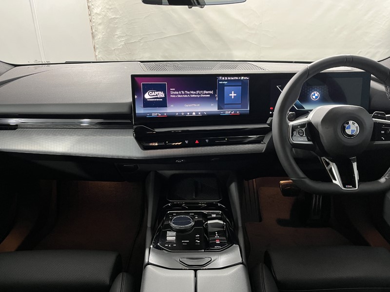 2024 (24) BMW 5 SERIES 520i M Sport Pro 4dr Auto 4877166