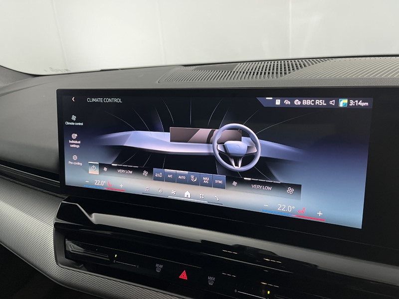 2024 (24) BMW 5 SERIES 520i M Sport Pro 4dr Auto 4877193