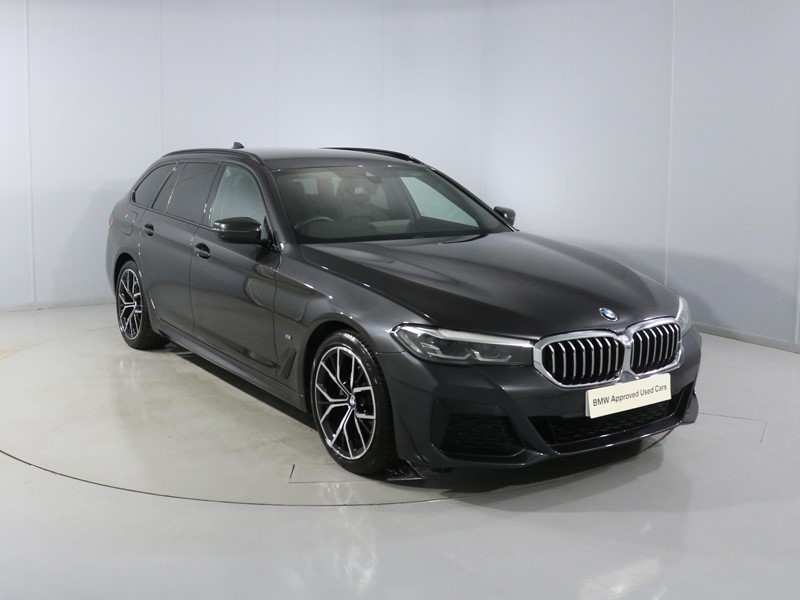 2022 (22) BMW 5 SERIES 520d MHT M Sport 5dr Step Auto
