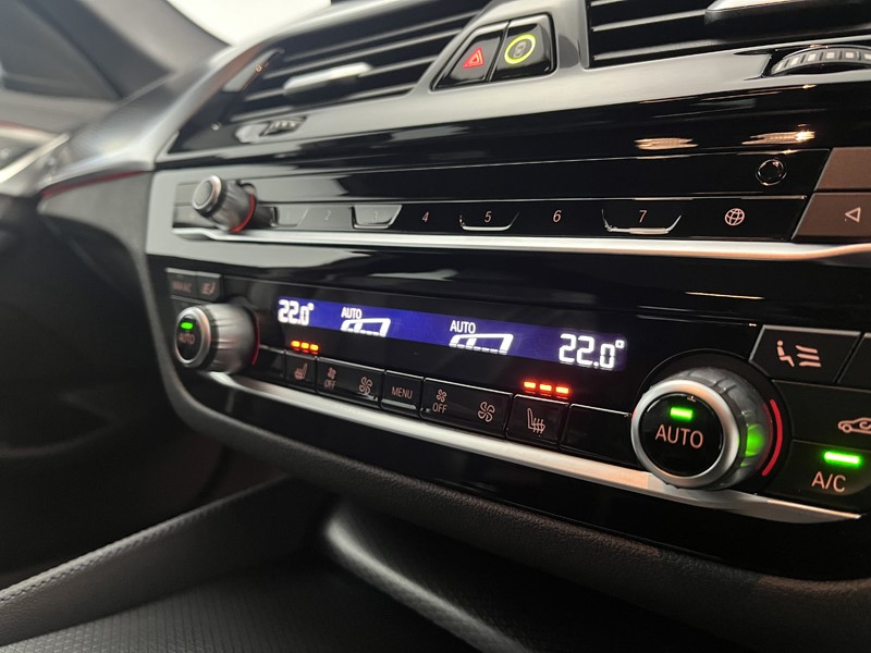 2022 (22) BMW 5 SERIES 520d MHT M Sport 5dr Step Auto 4882869