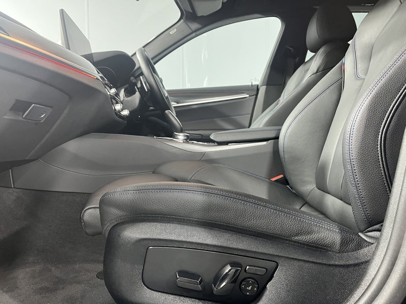 2022 (22) BMW 5 SERIES 520d MHT M Sport 5dr Step Auto 4882874