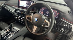 2022 (22) BMW 5 SERIES 520d MHT M Sport 5dr Step Auto 4882844