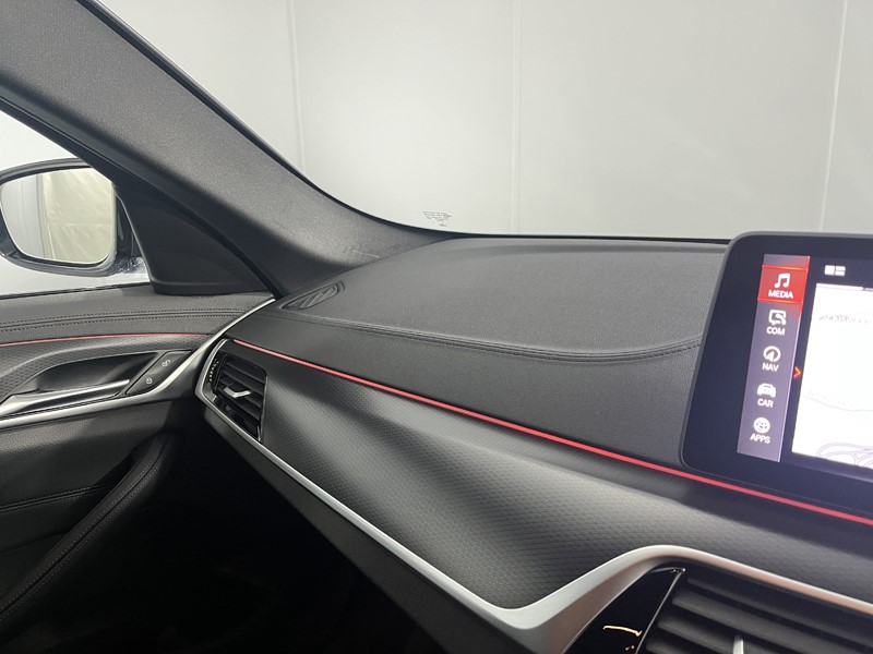 2022 (22) BMW 5 SERIES 520d MHT M Sport 5dr Step Auto 4882864