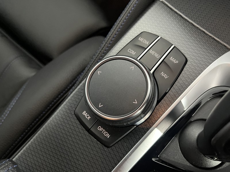 2022 (22) BMW 5 SERIES 520d MHT M Sport 5dr Step Auto 4882871