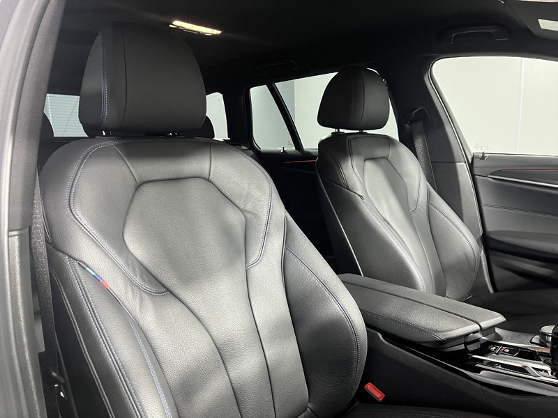 2022 (22) BMW 5 SERIES 520d MHT M Sport 5dr Step Auto 4882849