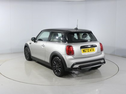 2022 (72) MINI HATCHBACK 1.5 Cooper Classic 3dr Auto