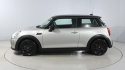 2022 (72) MINI HATCHBACK 1.5 Cooper Classic 3dr Auto 4876885