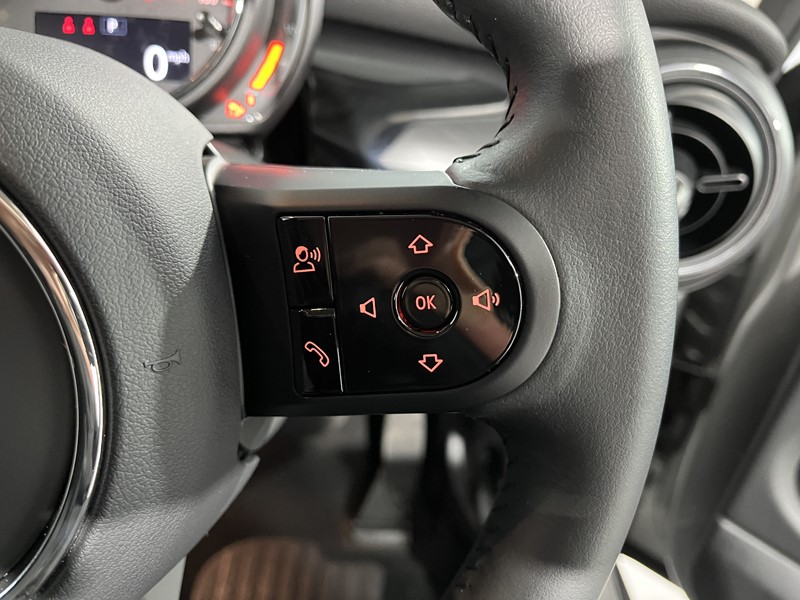 2022 (72) MINI HATCHBACK 1.5 Cooper Classic 3dr Auto 4876867