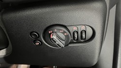 2022 (72) MINI HATCHBACK 1.5 Cooper Classic 3dr Auto 4876864