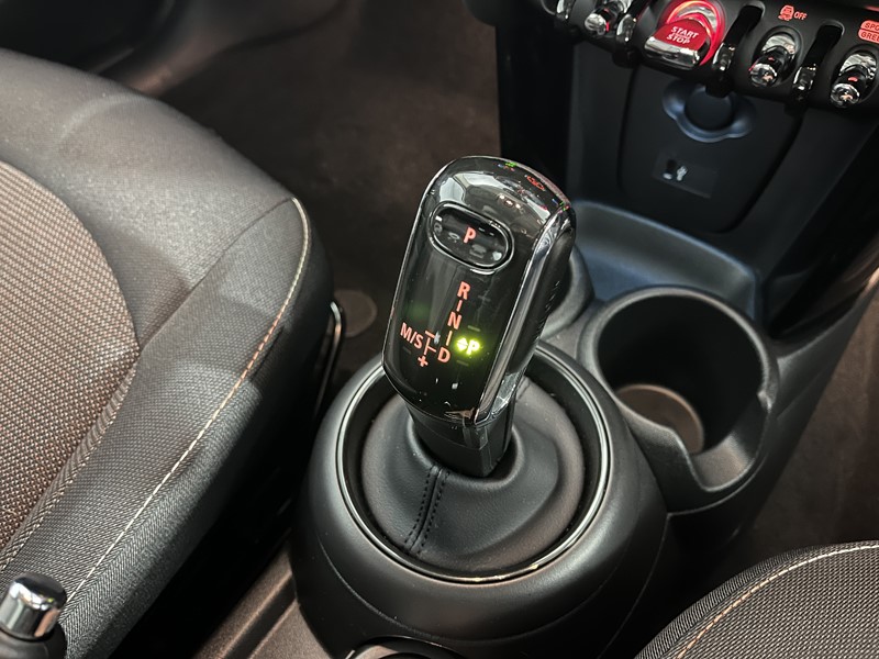 2022 (72) MINI HATCHBACK 1.5 Cooper Classic 3dr Auto 4876854