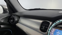 2022 (71) MINI HATCHBACK 1.5 Cooper Exclusive 5dr 4876616