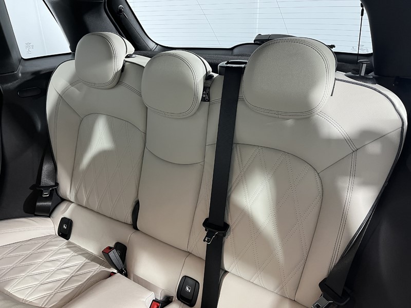 2022 (71) MINI HATCHBACK 1.5 Cooper Exclusive 5dr 4876603