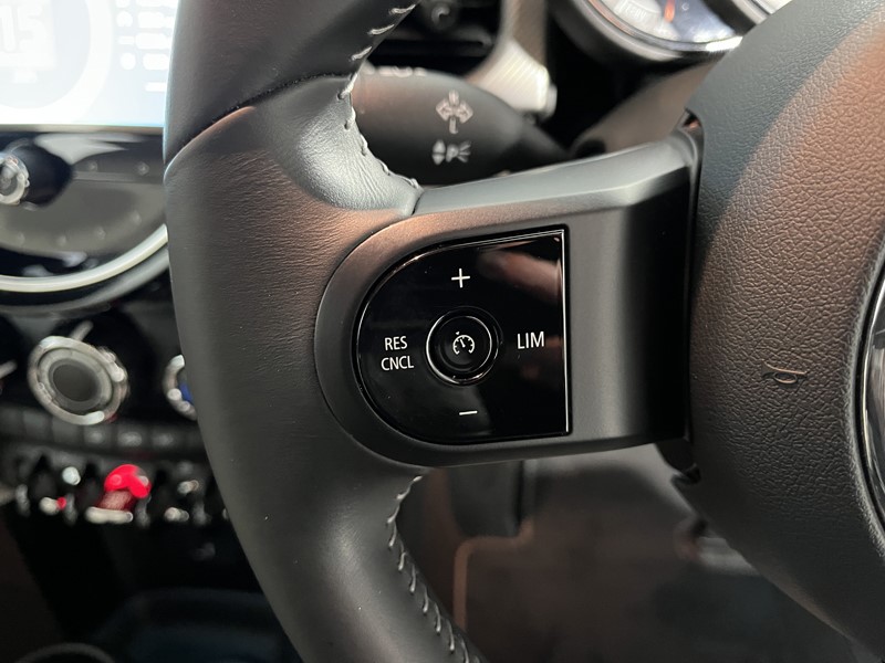 2022 (71) MINI HATCHBACK 1.5 Cooper Exclusive 5dr 4876613