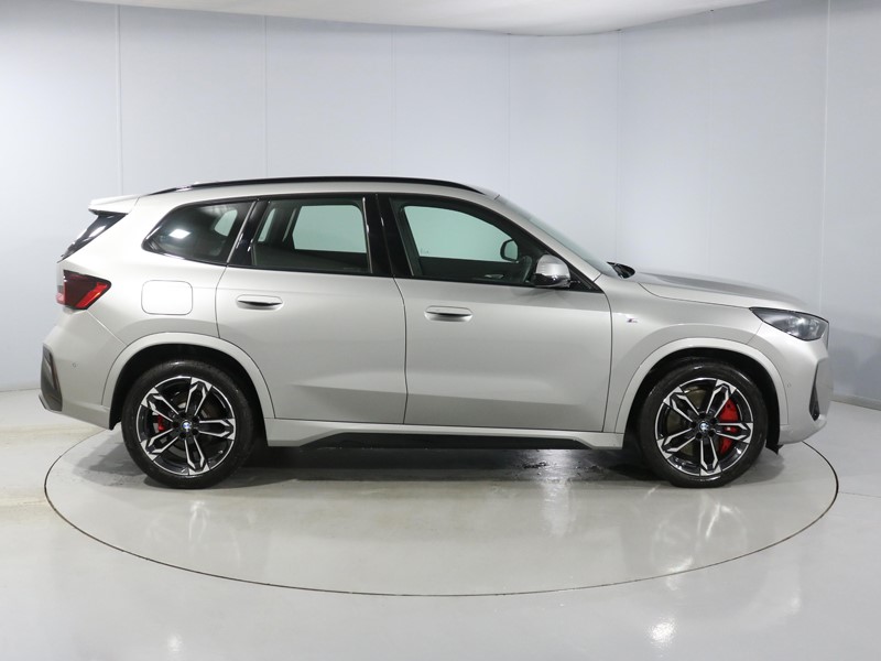 2024 (74) BMW X1 sDrive 20i MHT M Sport 5dr Step Auto 4870462
