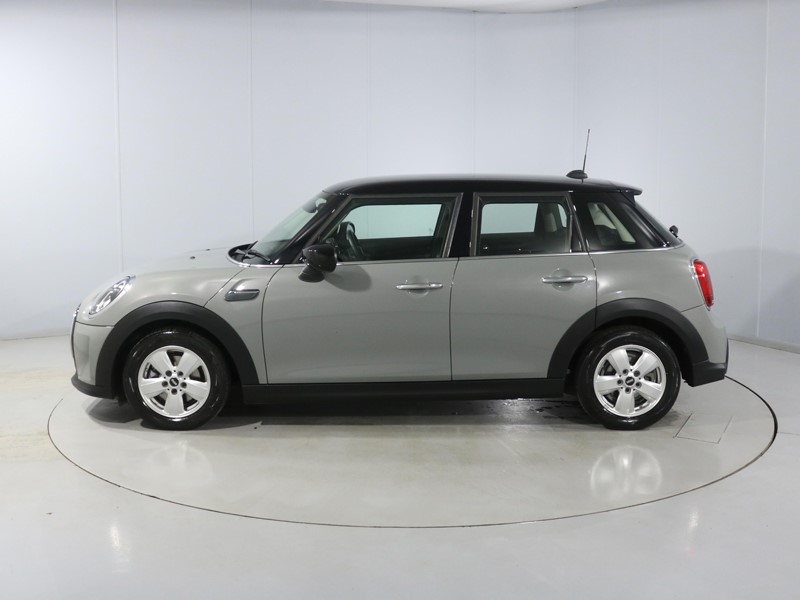 2022 (72) MINI HATCHBACK 1.5 Cooper Classic 5dr Auto 4883172