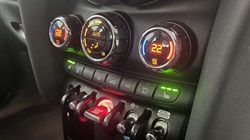 2022 (72) MINI HATCHBACK 1.5 Cooper Classic 5dr Auto 4883160