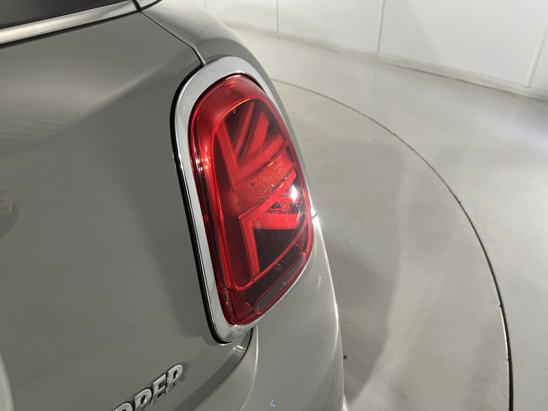 2022 (72) MINI HATCHBACK 1.5 Cooper Classic 5dr Auto 4883169