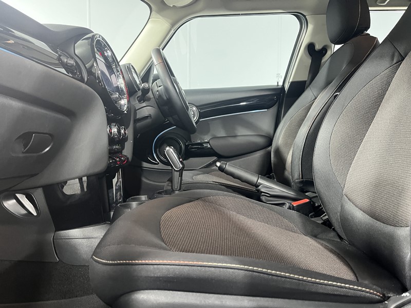 2022 (72) MINI HATCHBACK 1.5 Cooper Classic 5dr Auto 4883164