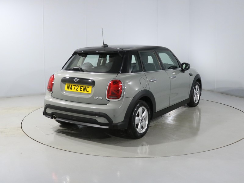 2022 (72) MINI HATCHBACK 1.5 Cooper Classic 5dr Auto 4883171
