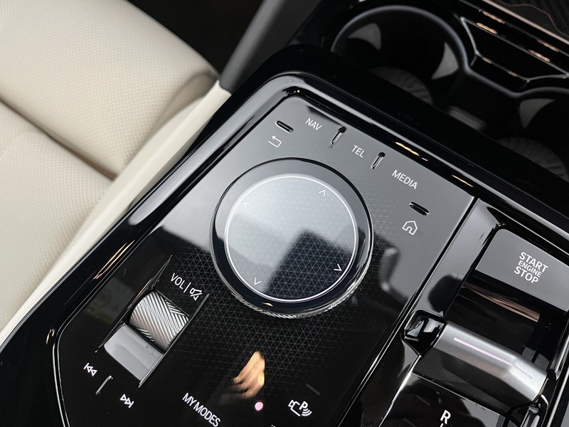 2024 (74) BMW 5 SERIES 530e M Sport Pro 5dr Auto 4872707