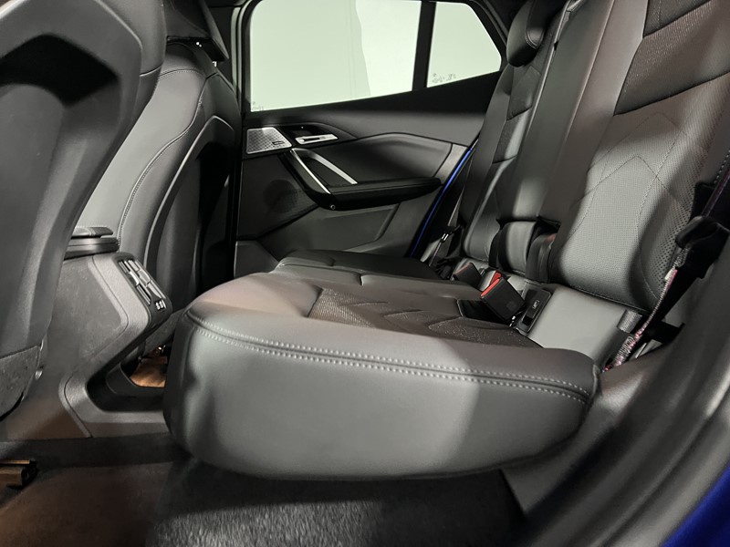 2025 (25) BMW iX2 150kW eDrive20 M Sport 65kWh 5dr Auto 4868178