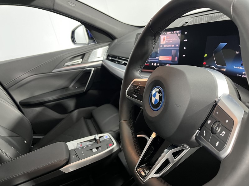 2025 (25) BMW iX2 150kW eDrive20 M Sport 65kWh 5dr Auto 4868166