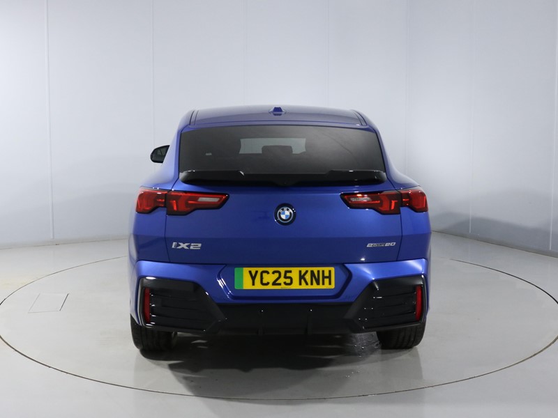 2025 (25) BMW iX2 150kW eDrive20 M Sport 65kWh 5dr Auto 4868159