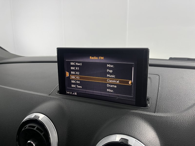 2019 (68) AUDI A3 35 TFSI Black Edition 4dr 4864139