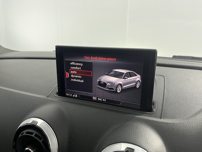 2019 (68) AUDI A3 35 TFSI Black Edition 4dr 4864144