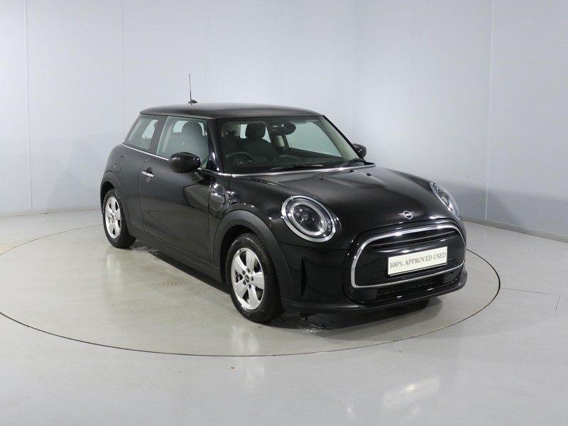 2021 (21) MINI HATCHBACK 1.5 Cooper Classic 3dr Auto
