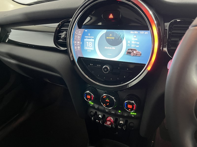 2021 (21) MINI HATCHBACK 1.5 Cooper Classic 3dr Auto 4891985