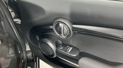 2021 (21) MINI HATCHBACK 1.5 Cooper Classic 3dr Auto 4891996