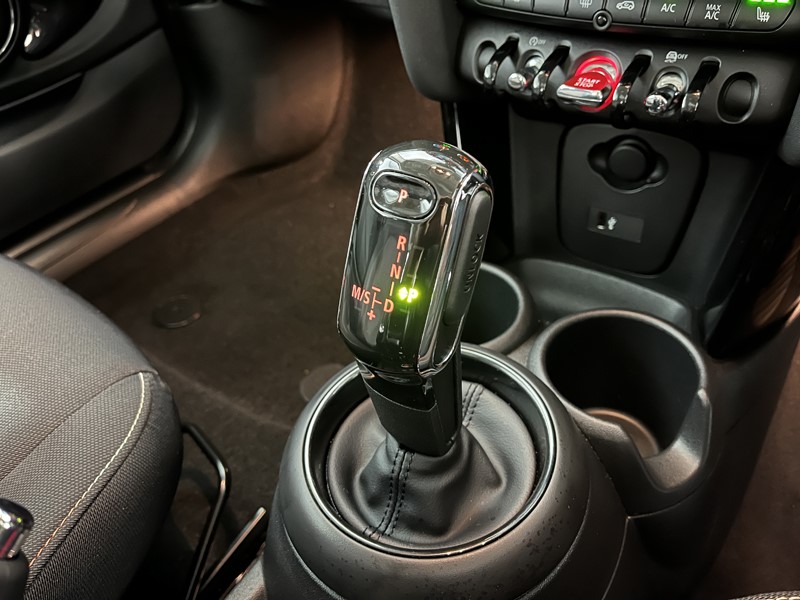 2021 (21) MINI HATCHBACK 1.5 Cooper Classic 3dr Auto 4891987