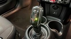 2021 (21) MINI HATCHBACK 1.5 Cooper Classic 3dr Auto 4891987