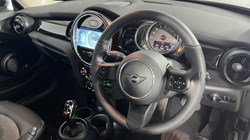 2021 (21) MINI HATCHBACK 1.5 Cooper Classic 3dr Auto 4891983