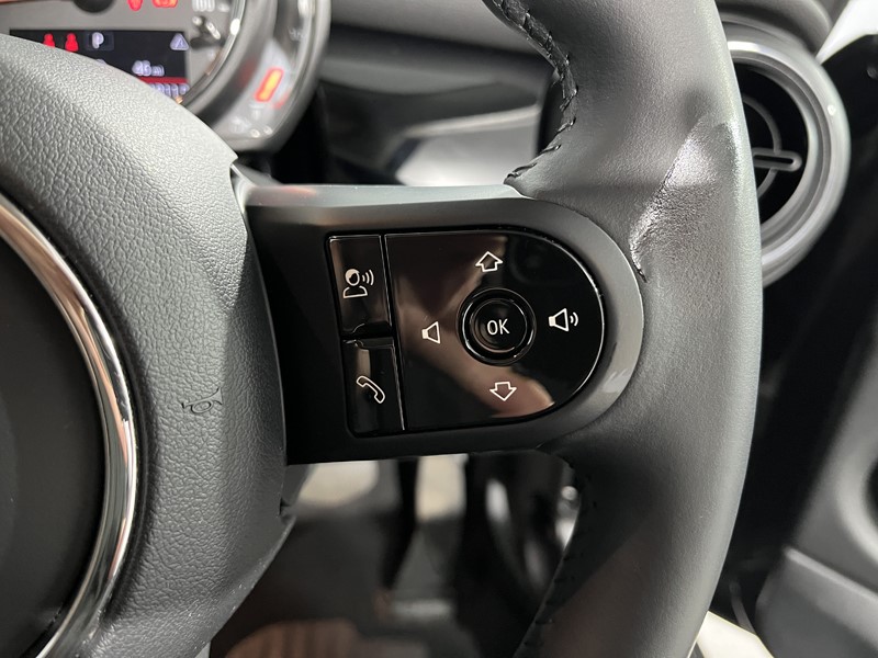 2021 (21) MINI HATCHBACK 1.5 Cooper Classic 3dr Auto 4892000