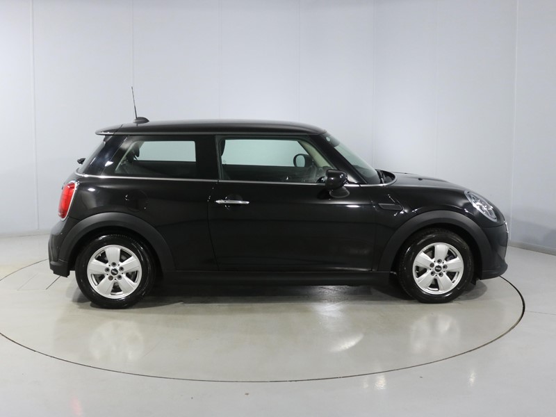 2021 (21) MINI HATCHBACK 1.5 Cooper Classic 3dr Auto 4891980