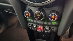 2021 (21) MINI HATCHBACK 1.5 Cooper Classic 3dr Auto 4892006