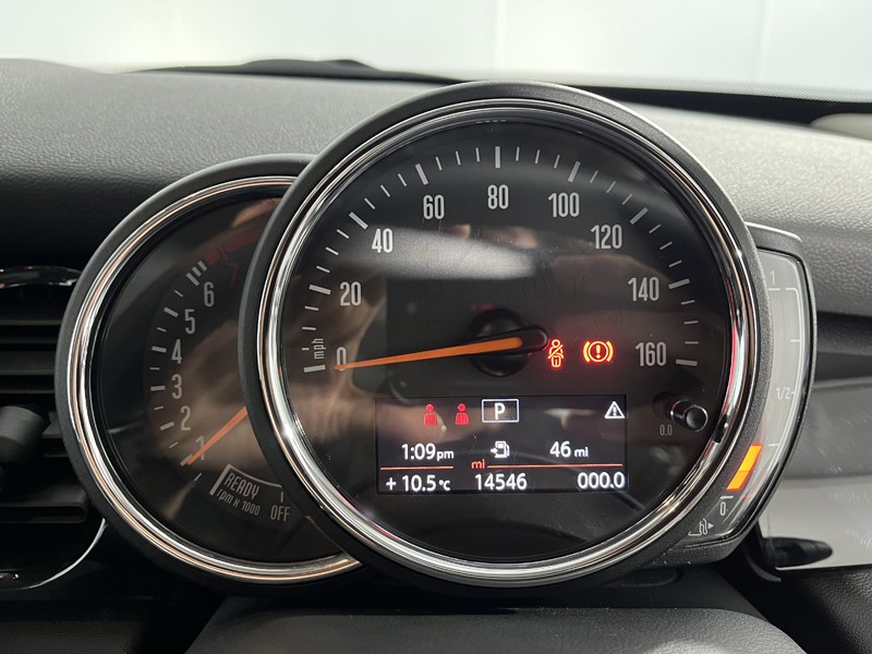 2021 (21) MINI HATCHBACK 1.5 Cooper Classic 3dr Auto 4891986