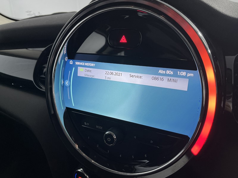 2021 (21) MINI HATCHBACK 1.5 Cooper Classic 3dr Auto 4892005