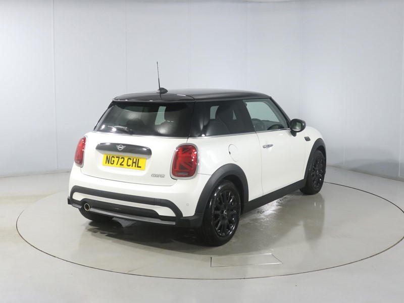 2022 (72) MINI HATCHBACK 1.5 Cooper Classic 3dr Auto 4900477
