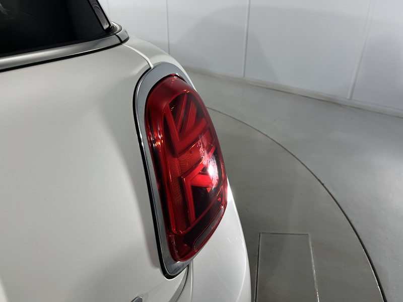 2022 (72) MINI HATCHBACK 1.5 Cooper Classic 3dr Auto 4900475