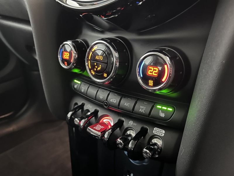 2022 (72) MINI HATCHBACK 1.5 Cooper Classic 3dr Auto 4900466