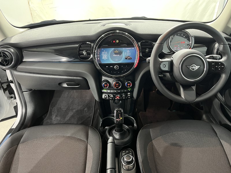 2022 (72) MINI HATCHBACK 1.5 Cooper Classic 3dr Auto 4900440