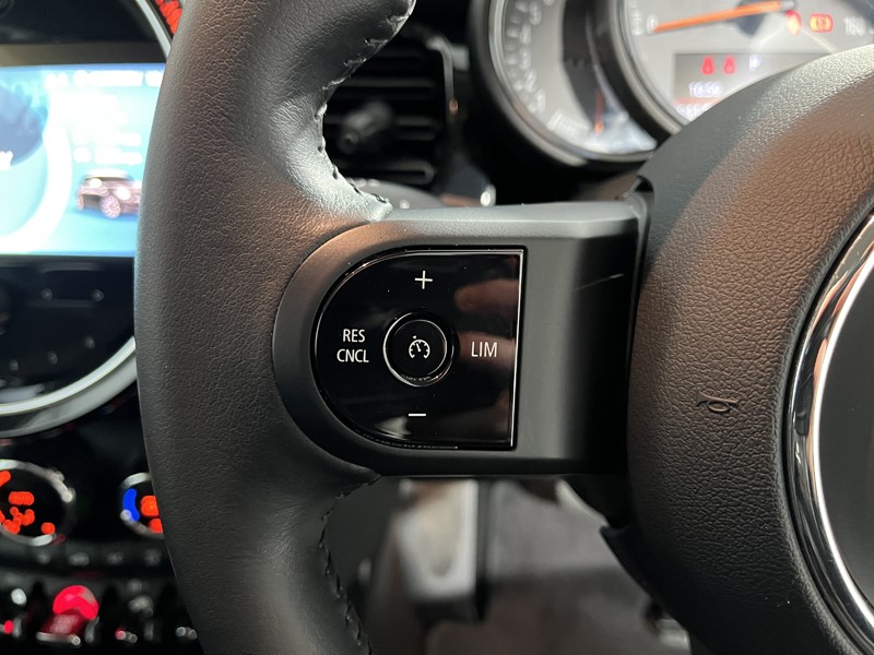 2022 (72) MINI HATCHBACK 1.5 Cooper Classic 3dr Auto 4900458